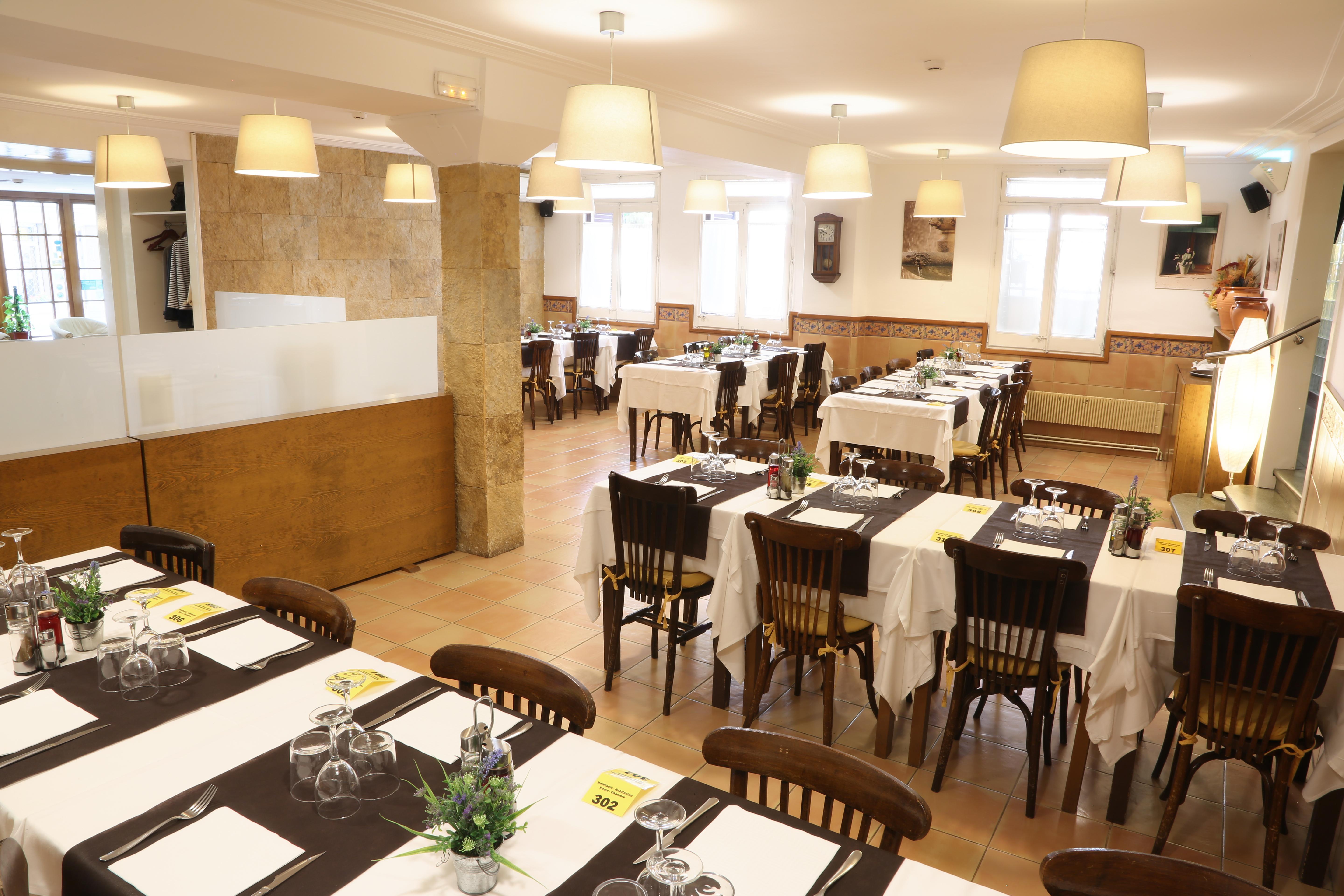 סנט הילארי סקלם Hotel Ripoll מראה חיצוני תמונה