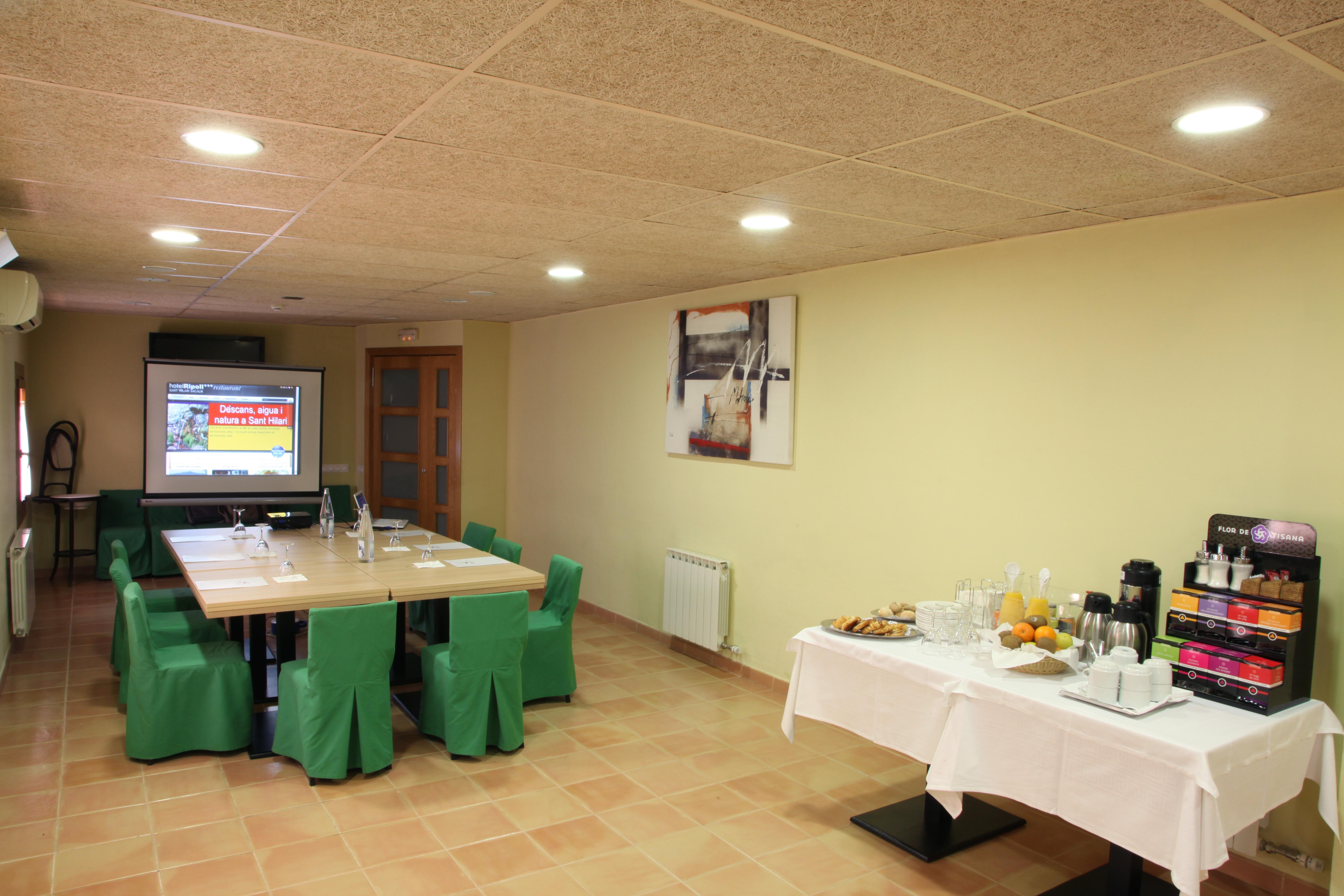 סנט הילארי סקלם Hotel Ripoll מראה חיצוני תמונה